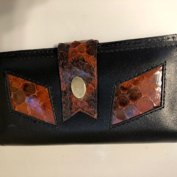 Brown Leather and Snakeskin Wallet. - Picture 2 of 7
